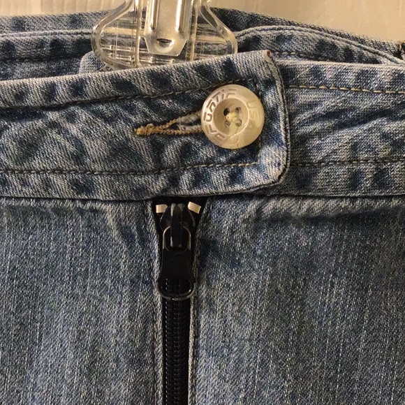 Cute denim Jean Skort - Picture 2 of 6